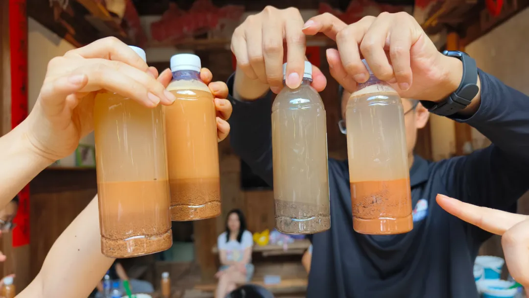 不同土样中矿物质粒径分层样品，让我们拭目以待